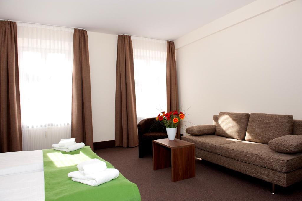 Hotel Adler Eichstatt Ruang foto
