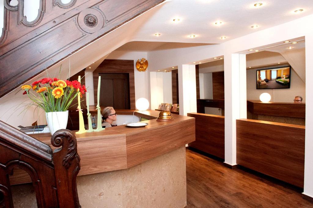 Hotel Adler Eichstatt Bagian luar foto