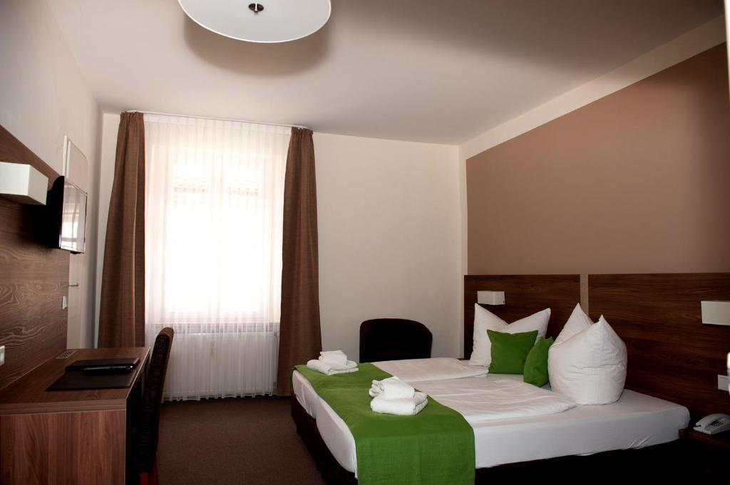 Hotel Adler Eichstatt Ruang foto
