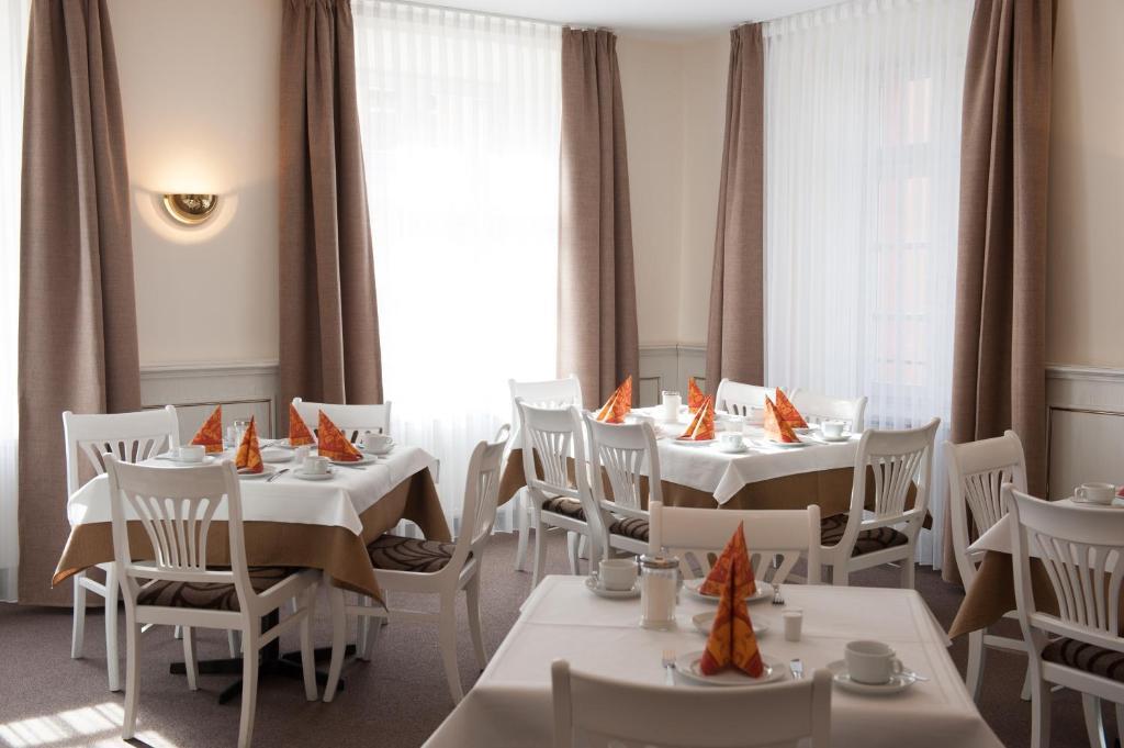 Hotel Adler Eichstatt Bagian luar foto