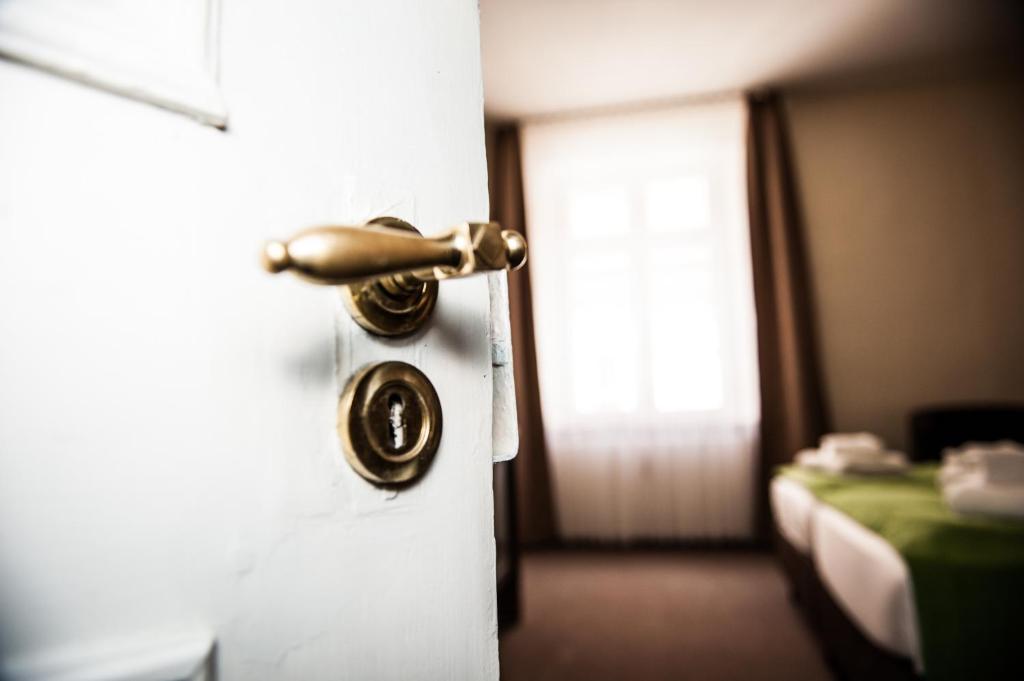Hotel Adler Eichstatt Ruang foto
