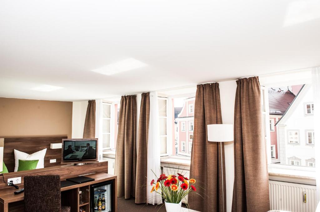 Hotel Adler Eichstatt Ruang foto